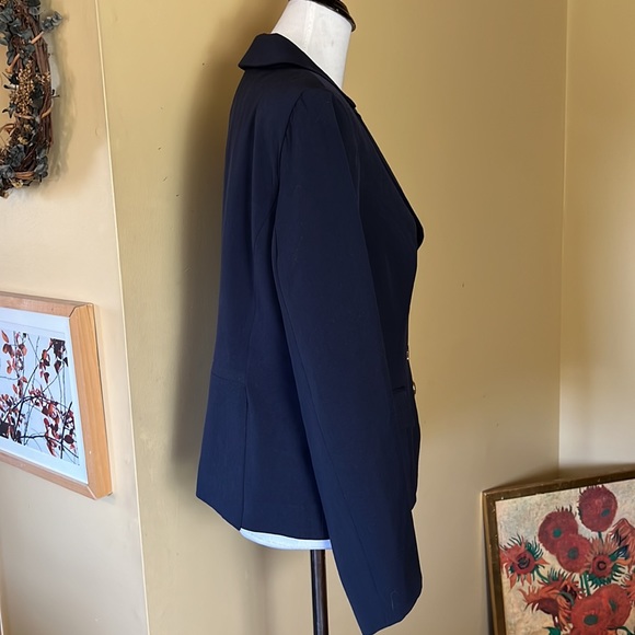ATELIER Size 12 Navy Blue Stretch Blazer Lined
4 Gold Trimmed Buttons Career - Picture 6 of 16